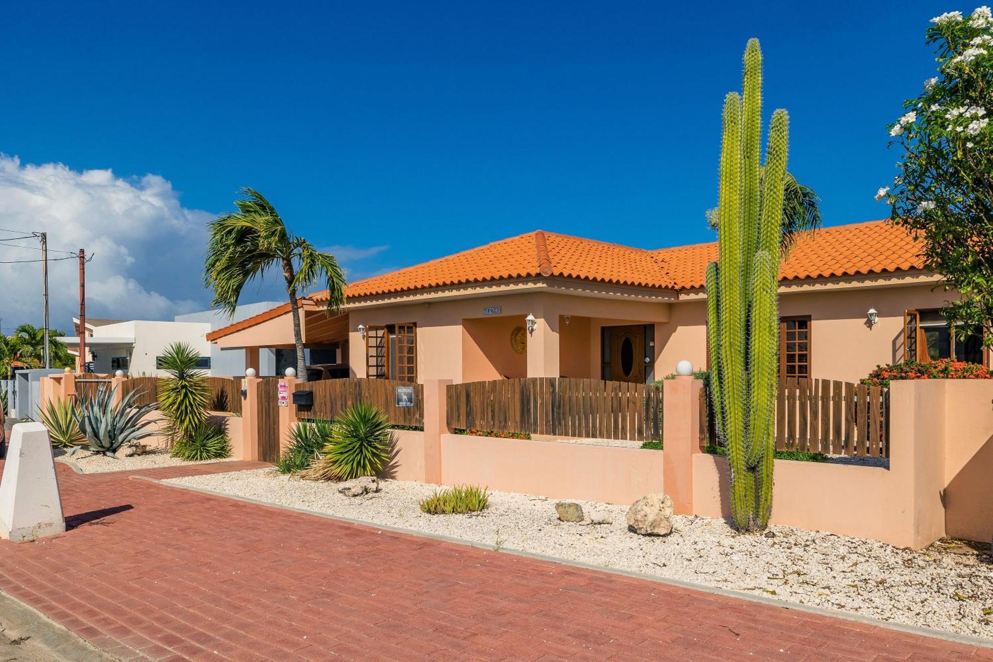 Sunrise Villa Is Gorgeous For Daily Views Of Sunrises And Sunsets Palm Beach Extérieur photo